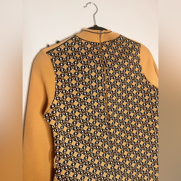 vintage gold ribbed geometric print sweater size medium - Picture 5 of 6